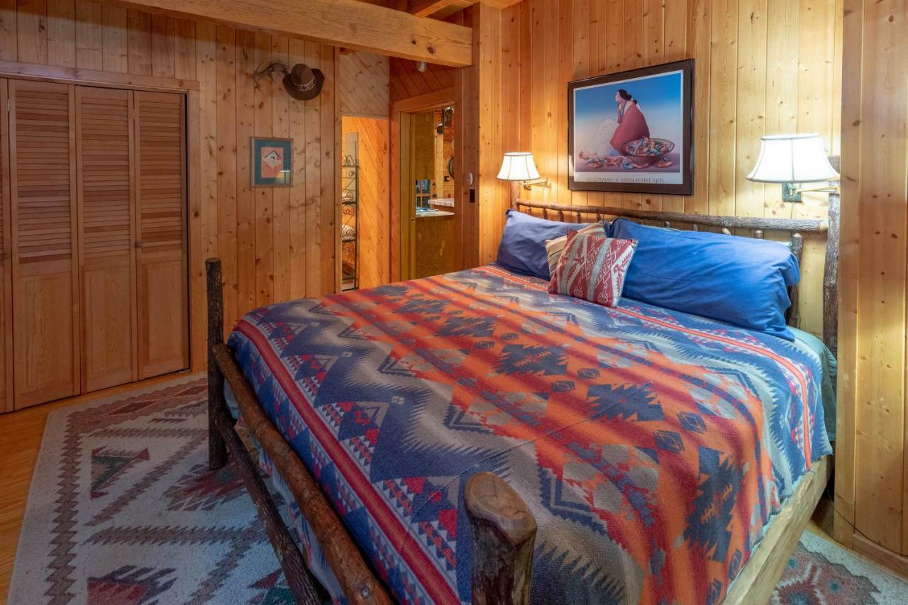 Вилла Creekside Bunkhouse Whittier Экстерьер фото