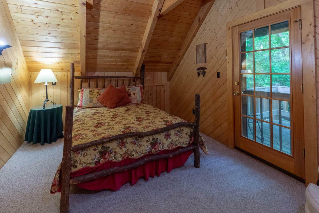 Вилла Creekside Bunkhouse Whittier Экстерьер фото